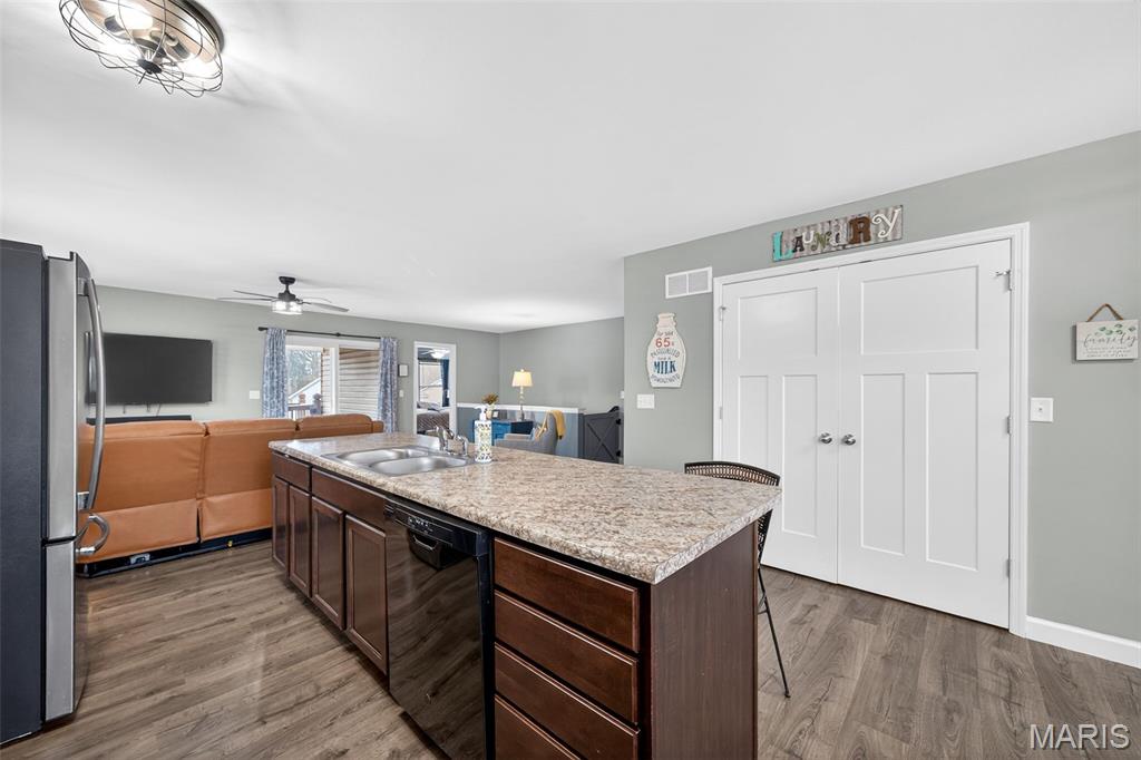 151 Hidden Valley Way Winfield, MO 63389 - Photo 18 of 33