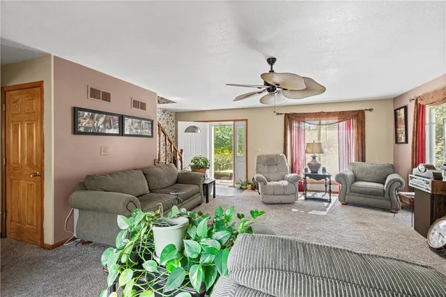 $550,000 | 43572 Highway K Highway, Cowgill, MO 64637