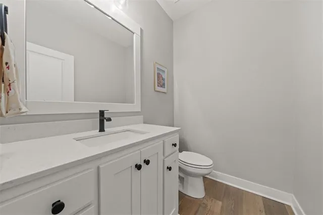 $609,900 | 10308 North Oakland Avenue, Kansas City, MO 64157