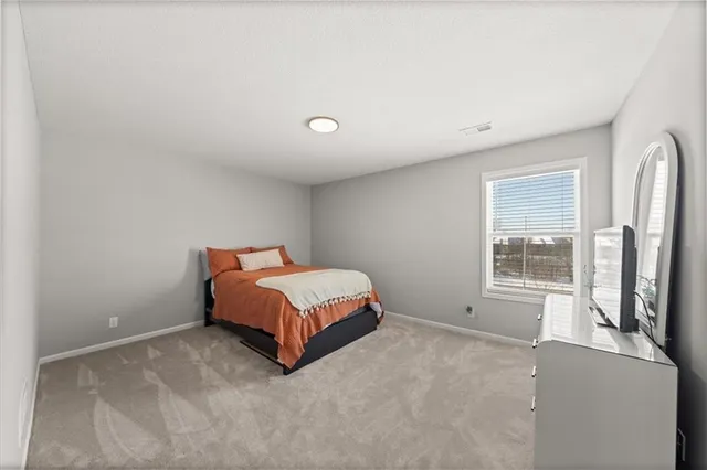 $609,900 | 10308 North Oakland Avenue, Kansas City, MO 64157