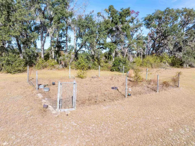 $284,900 | 1015 Northeast Evergreen Avenue, Pinetta, FL 32350