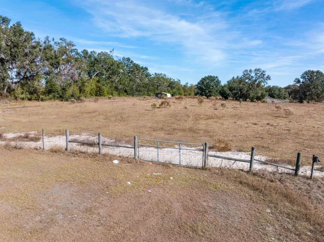 $284,900 | 1015 Northeast Evergreen Avenue, Pinetta, FL 32350