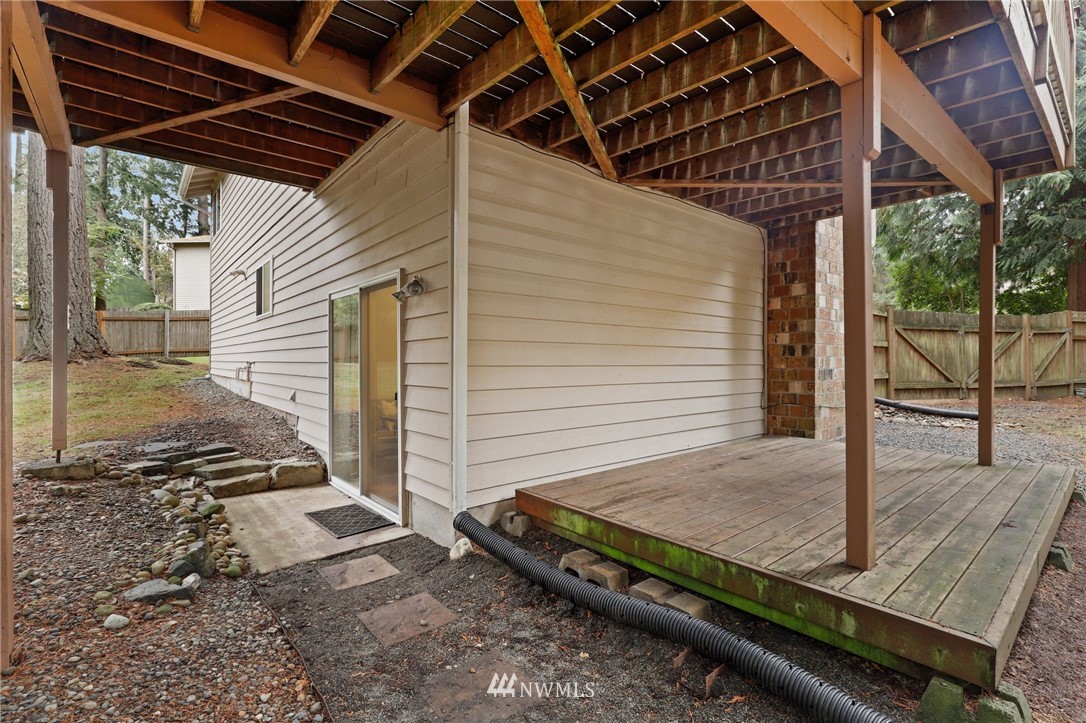 3305 199th Place Southeast Bothell, WA 98012 - Photo 26 of 39 a view of a backyard with two chairs