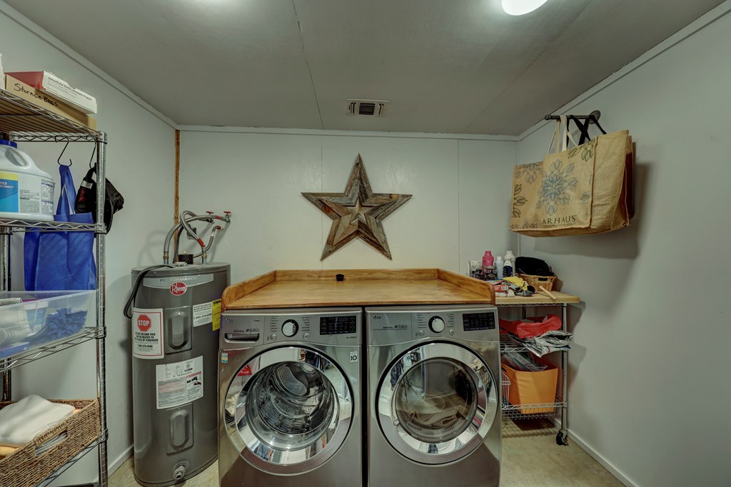 812 Byas Springs Road Mountain Home, TX 78058 - Photo 23 of 56