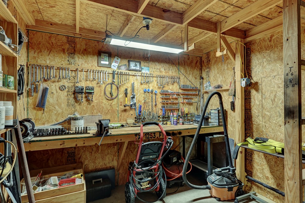 812 Byas Springs Road Mountain Home, TX 78058 - Photo 33 of 56