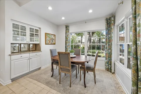 $2,900,000 | 10926 Wickwild, Hunters Creek Village, TX 77024