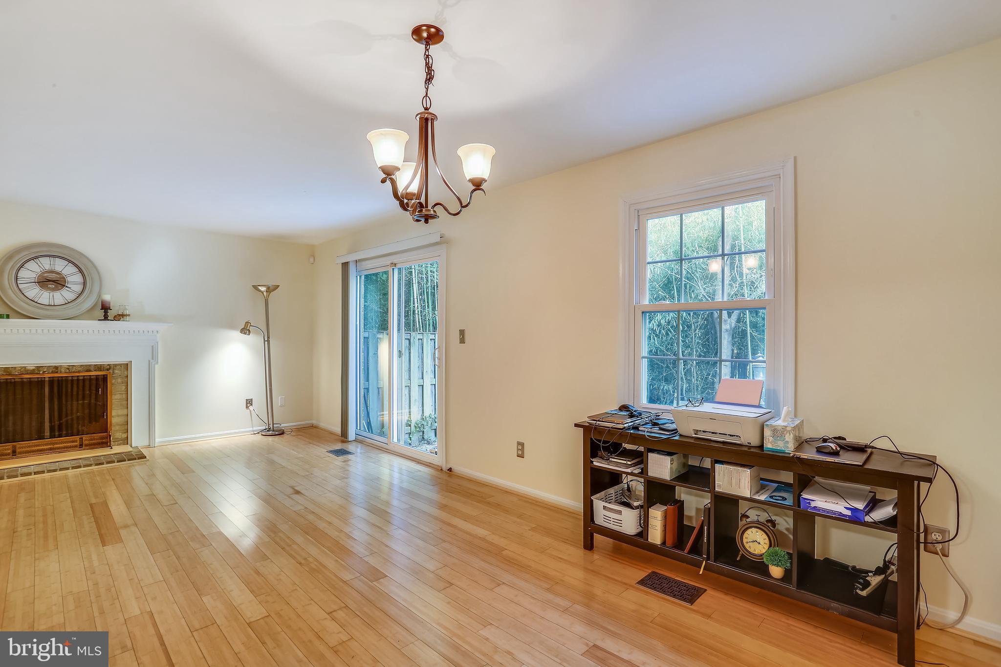 44 Oak Shade Road Gaithersburg, MD 20878 - Photo 15 of 41 Dining room adjoins large living room