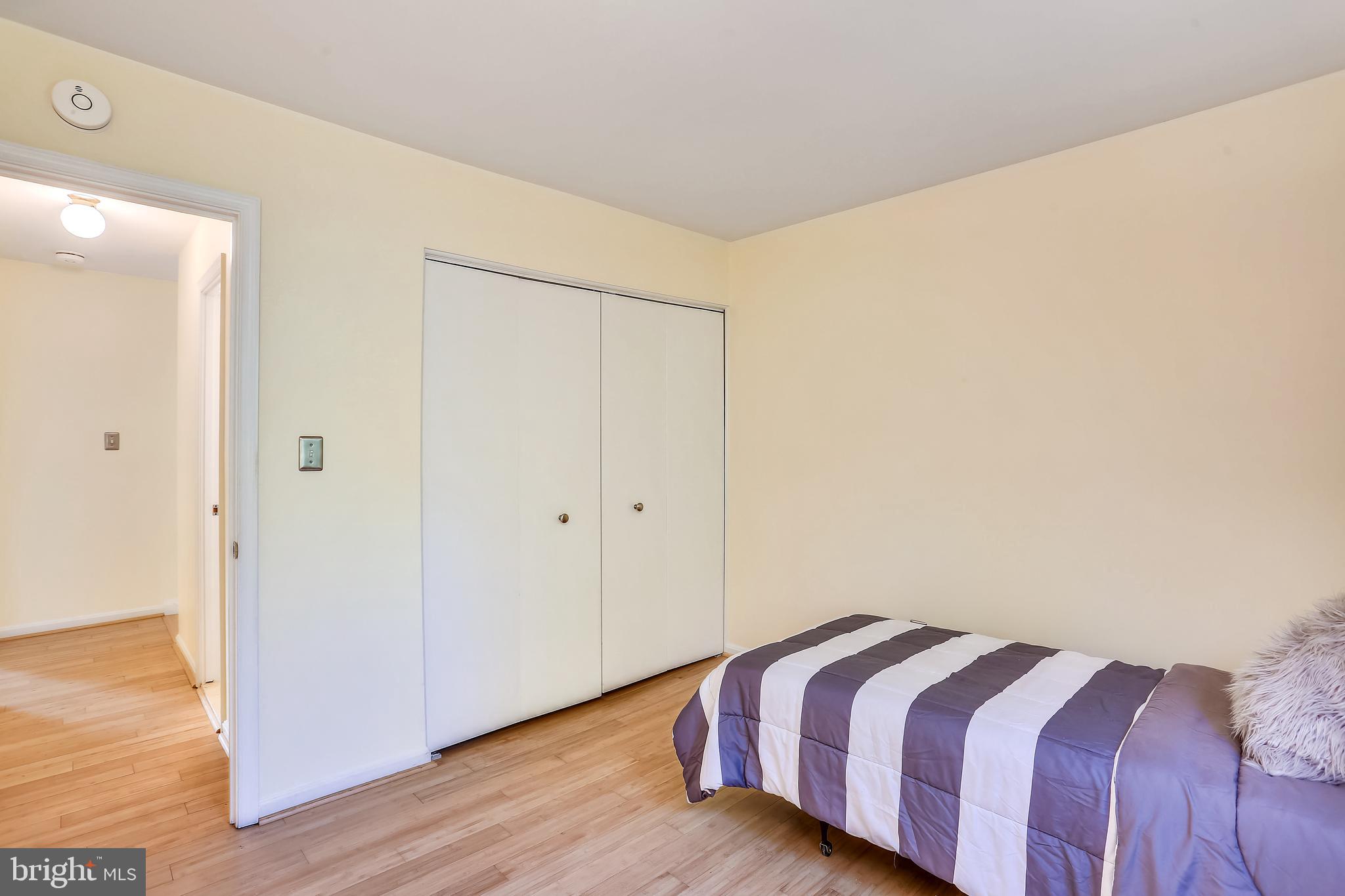 44 Oak Shade Road Gaithersburg, MD 20878 - Photo 29 of 41 Third bedroom w/roomy closet