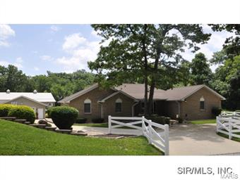 1218 Mule Road Columbia, IL 62236 - Photo 1 of 24 Gallery Image 1