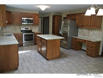 1218 Mule Road Columbia, IL 62236 - Photo 14 of 24 Gallery Image 14