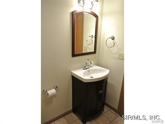 1218 Mule Road Columbia, IL 62236 - Photo 22 of 24 Gallery Image 22