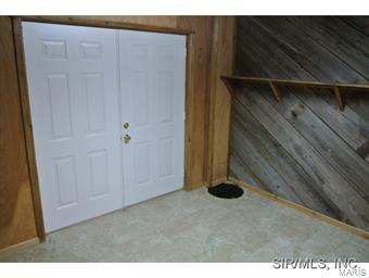 1218 Mule Road Columbia, IL 62236 - Photo 23 of 24 Gallery Image 23
