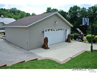 1218 Mule Road Columbia, IL 62236 - Photo 5 of 24 Gallery Image 5