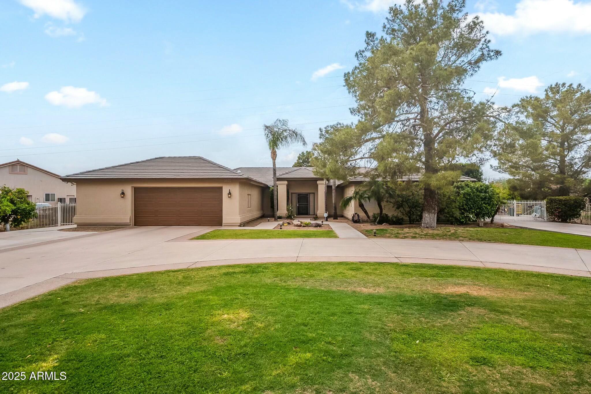 2620 North Barkley Mesa, AZ 85203 - Photo 2 of 39 Barkley-1