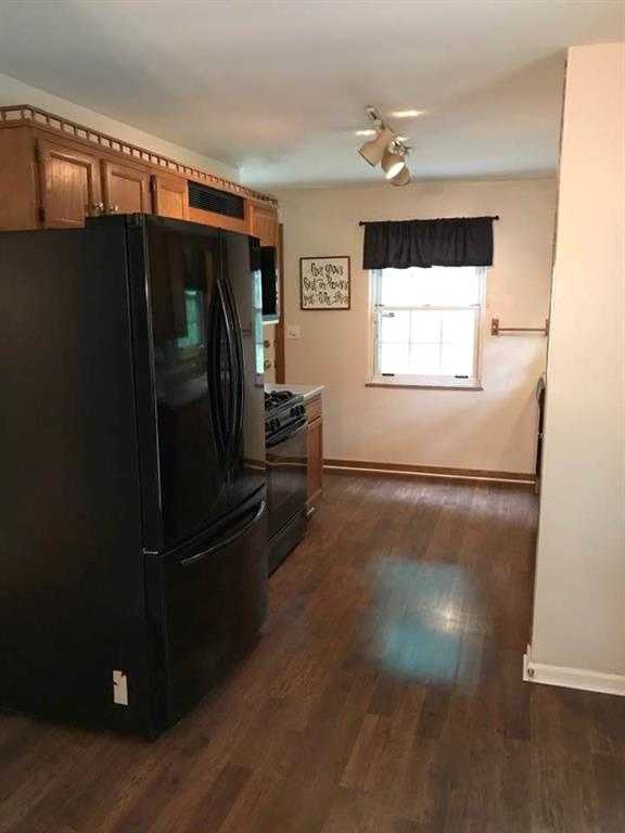 529 Thompson Run Road Pittsburgh, PA 15237 - Photo 4 of 16