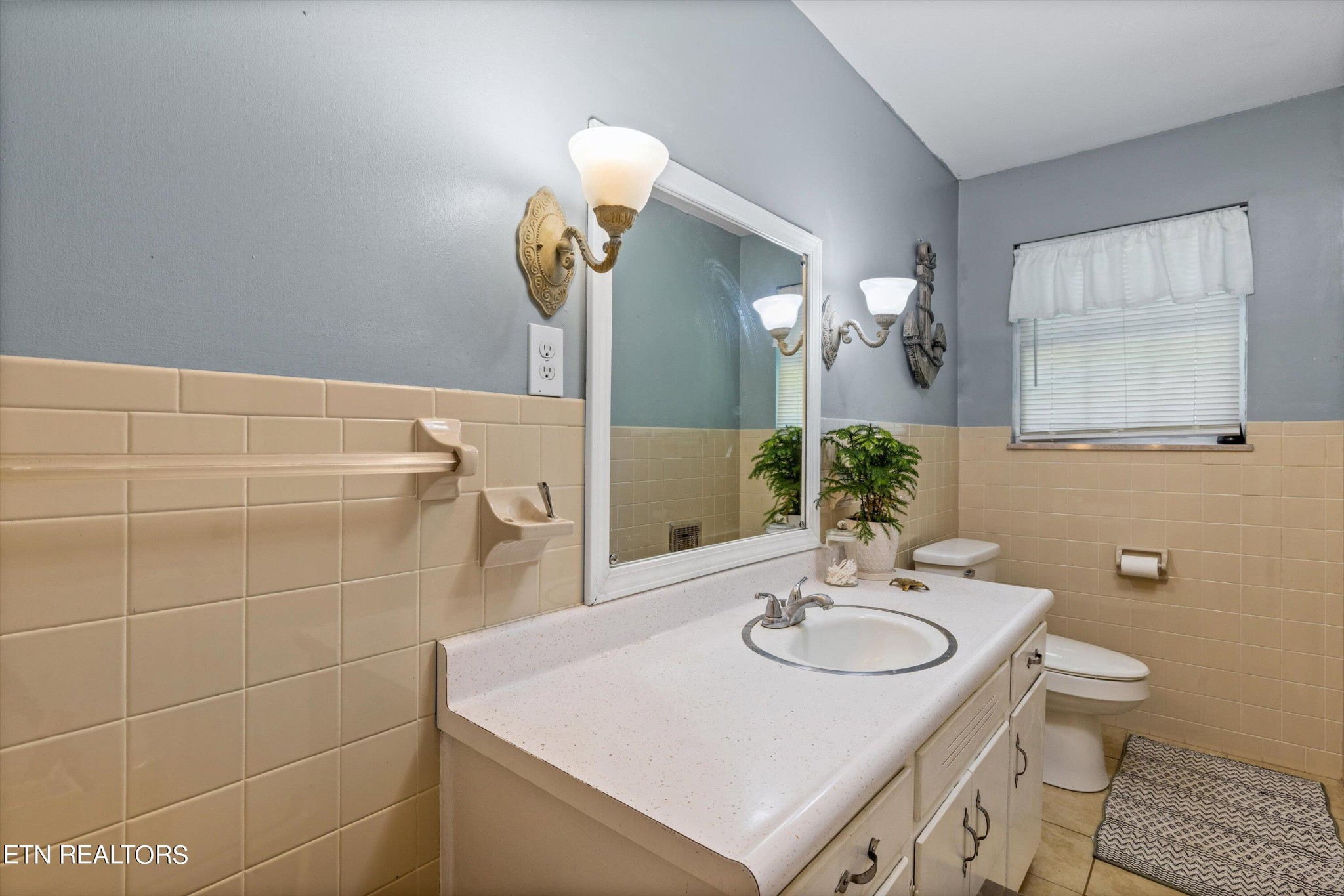 1210 Granville Conner Road Powell, TN 37849 - Photo 20 of 43 Gallery Image 20