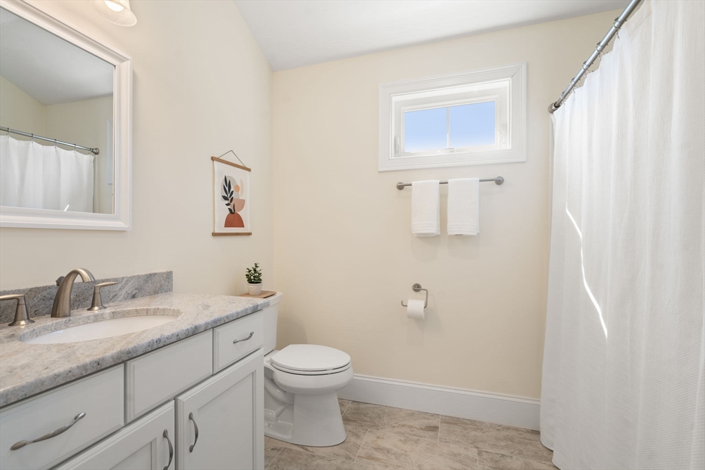 33 Boydes Crossing Norfolk, MA 02056 - Photo 18 of 31