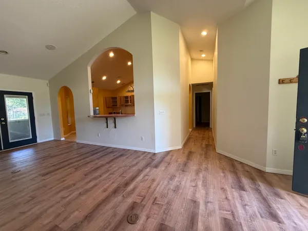 $2,150 | 10275 Gregory Avenue, Hastings, FL 32145