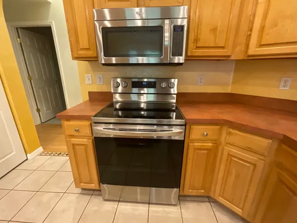 $2,150 | 10275 Gregory Avenue, Hastings, FL 32145