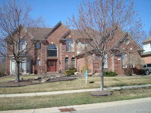 445 Springview Drive Rochester, MI 48307 - Photo 2 of 24 DSC02412.JPG