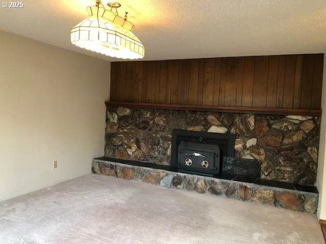 $425,000 | 1649 Northwest Martin Avenue, Roseburg, OR 97471