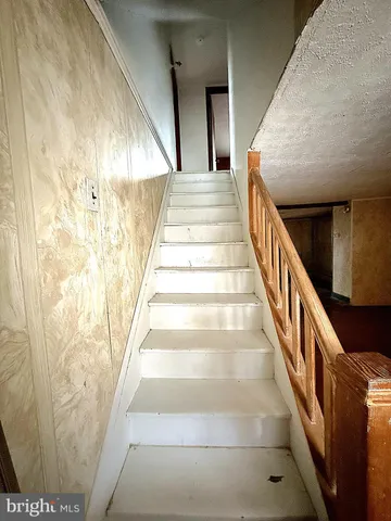 $159,900 | 176 Roosevelt Drive, Mahanoy City, PA 17948