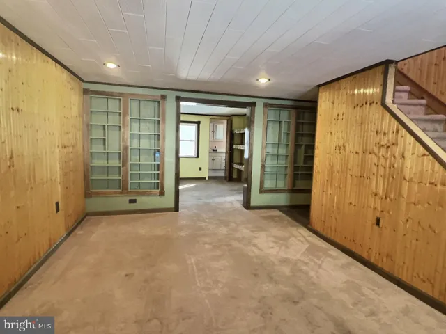 $159,900 | 176 Roosevelt Drive, Mahanoy City, PA 17948