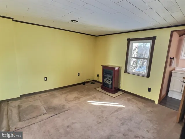 $159,900 | 176 Roosevelt Drive, Mahanoy City, PA 17948