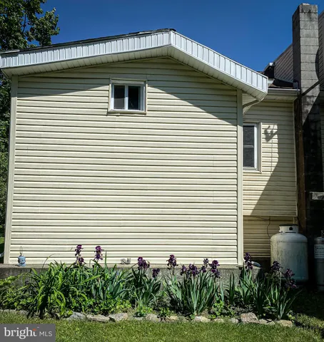 $159,900 | 176 Roosevelt Drive, Mahanoy City, PA 17948