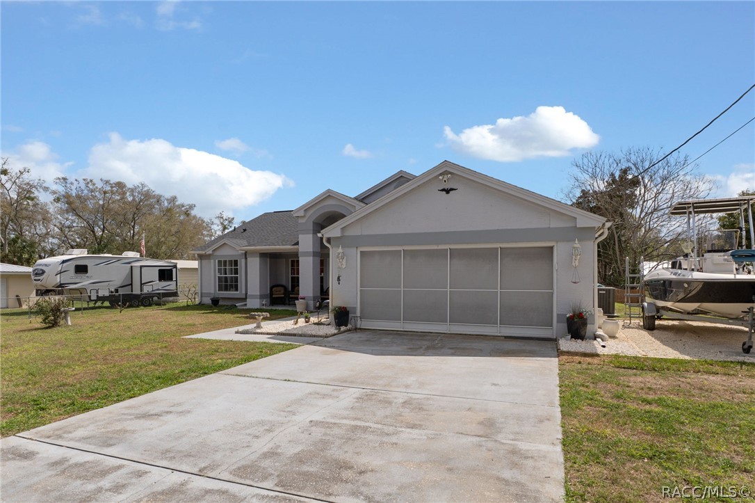 907 Pineaire Street Inverness, FL 34452 - Photo 7 of 57