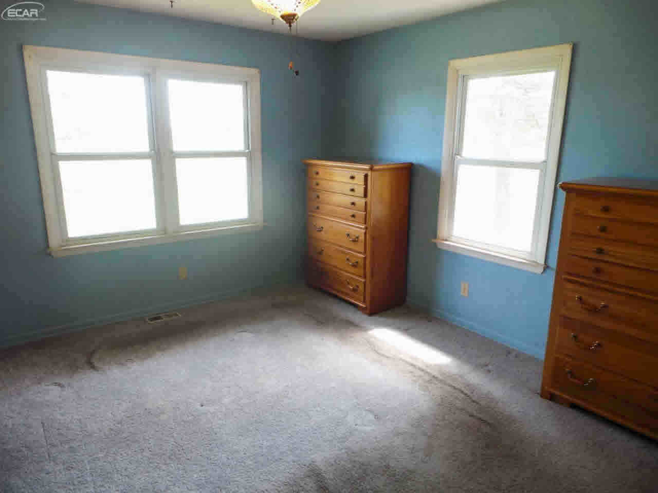 15422 Lincoln Road Chesaning, MI 48616 - Photo 18 of 27 21364483-17.JPG