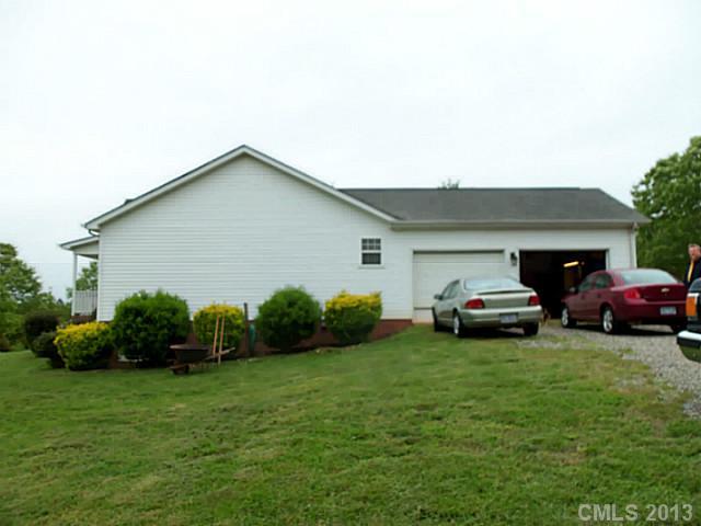 162 Fulbright Road Stony Point, NC 28678 - Photo 5 of 13 Gallery Image 5