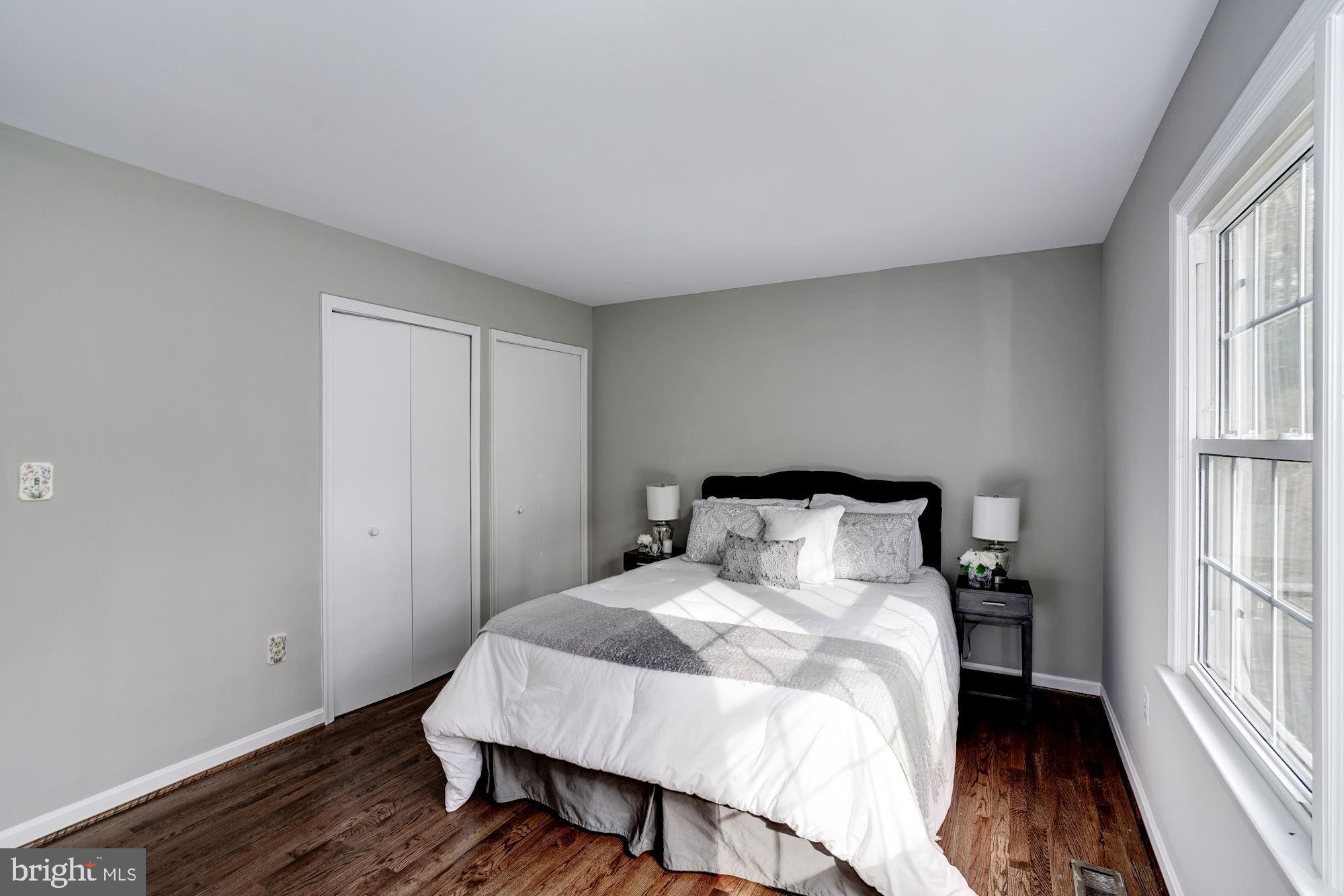 1813 Cranberry Lane Reston, VA 20191 - Photo 14 of 34 Gallery Image 14