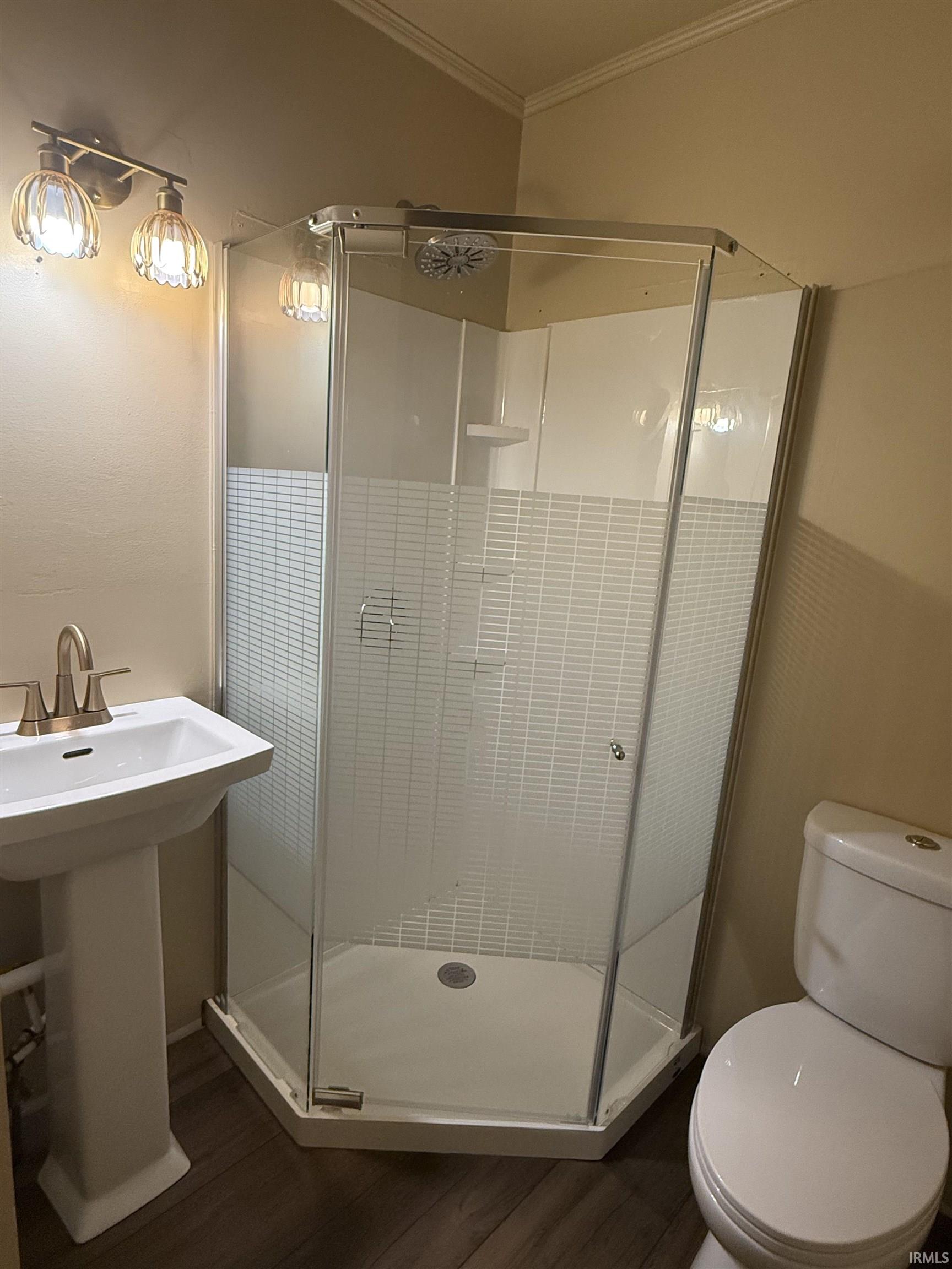 210 North Riverside Boulevard Goshen, IN 46526 - Photo 13 of 20 Gallery Image 13