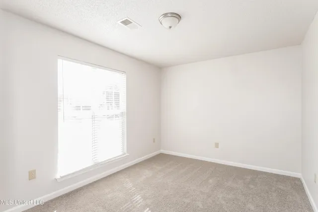 $1,705 | 5677 Kaitlyn Drive West, Walls, MS 38680