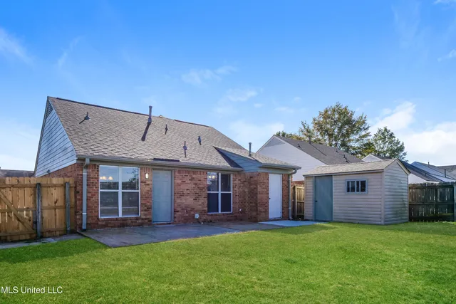 $1,705 | 5677 Kaitlyn Drive West, Walls, MS 38680