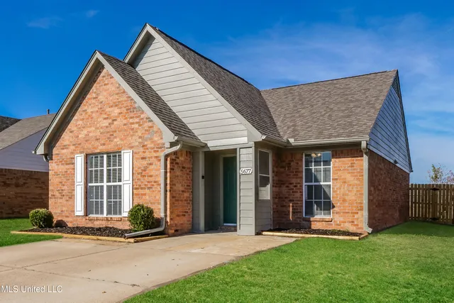 $1,705 | 5677 Kaitlyn Drive West, Walls, MS 38680