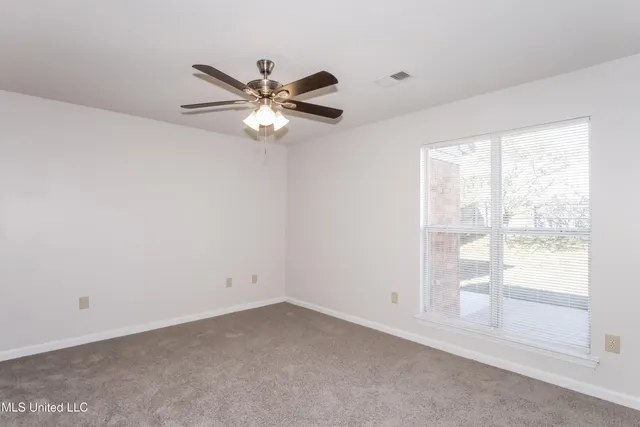 $1,705 | 5677 Kaitlyn Drive West, Walls, MS 38680