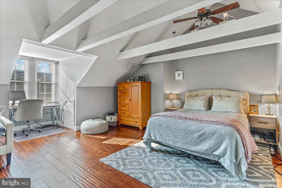 1129 Spruce Street, Unit 3 Philadelphia, PA 19107 - Photo 21 of 31