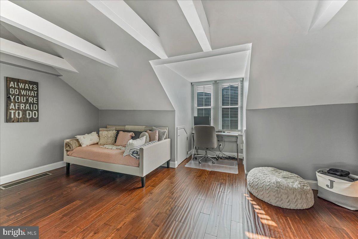 1129 Spruce Street, Unit 3 Philadelphia, PA 19107 - Photo 22 of 31