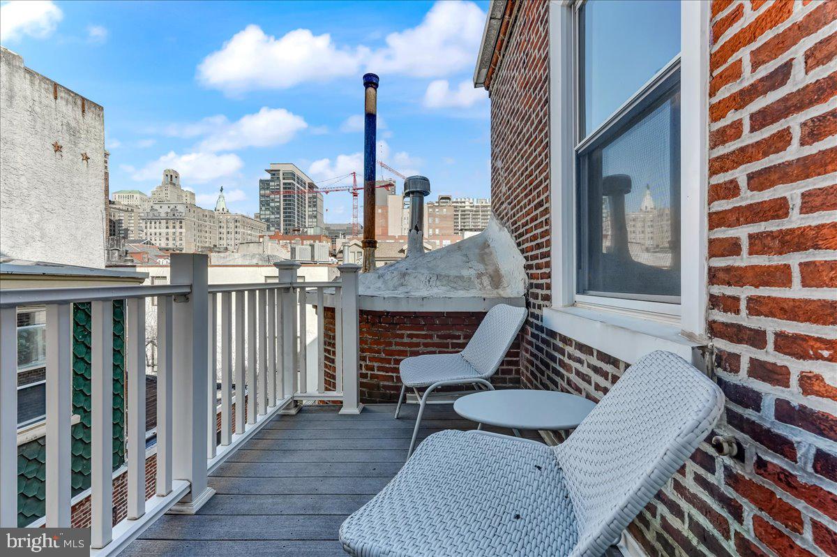 1129 Spruce Street, Unit 3 Philadelphia, PA 19107 - Photo 26 of 31