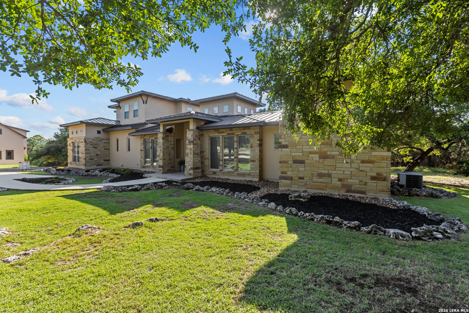 41 Woodland View Fair Oaks Ranch, TX 78015 - Photo 7 of 46