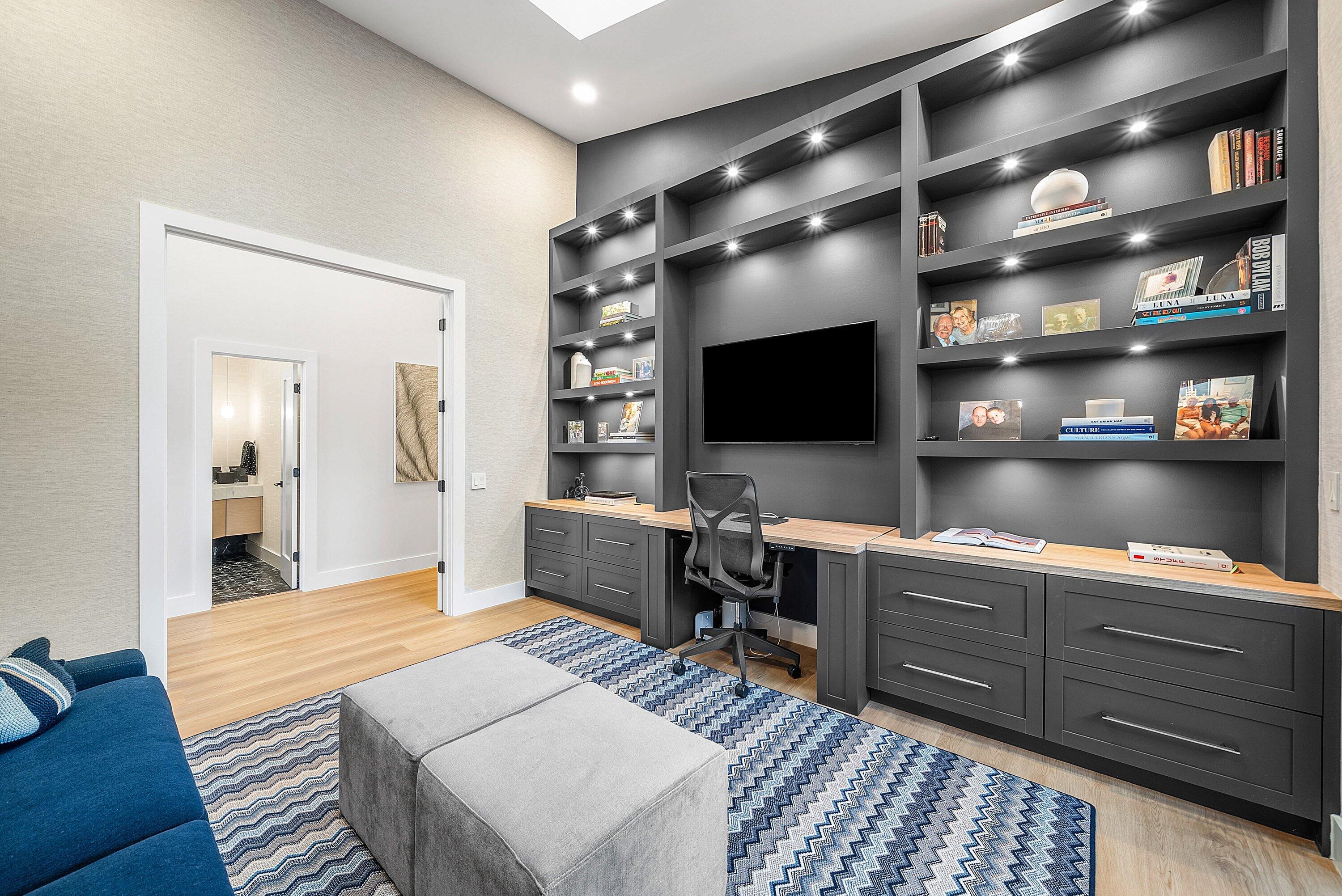 5798 Northwest 21st Avenue Boca Raton, FL 33496 - Photo 22 of 52 a room with furniture