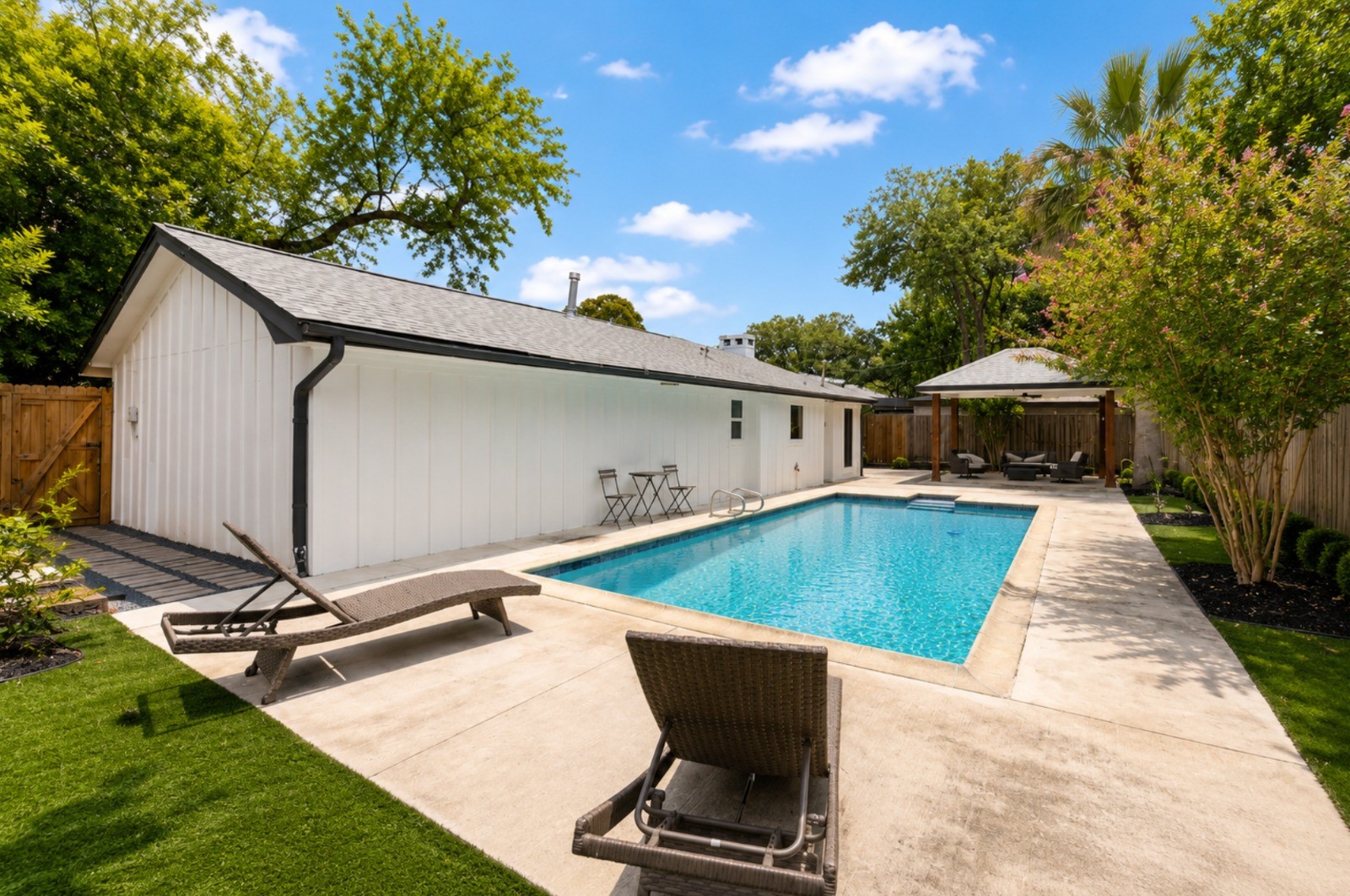 10611 Deerwood Road Houston, TX 77042 - Photo 29 of 35