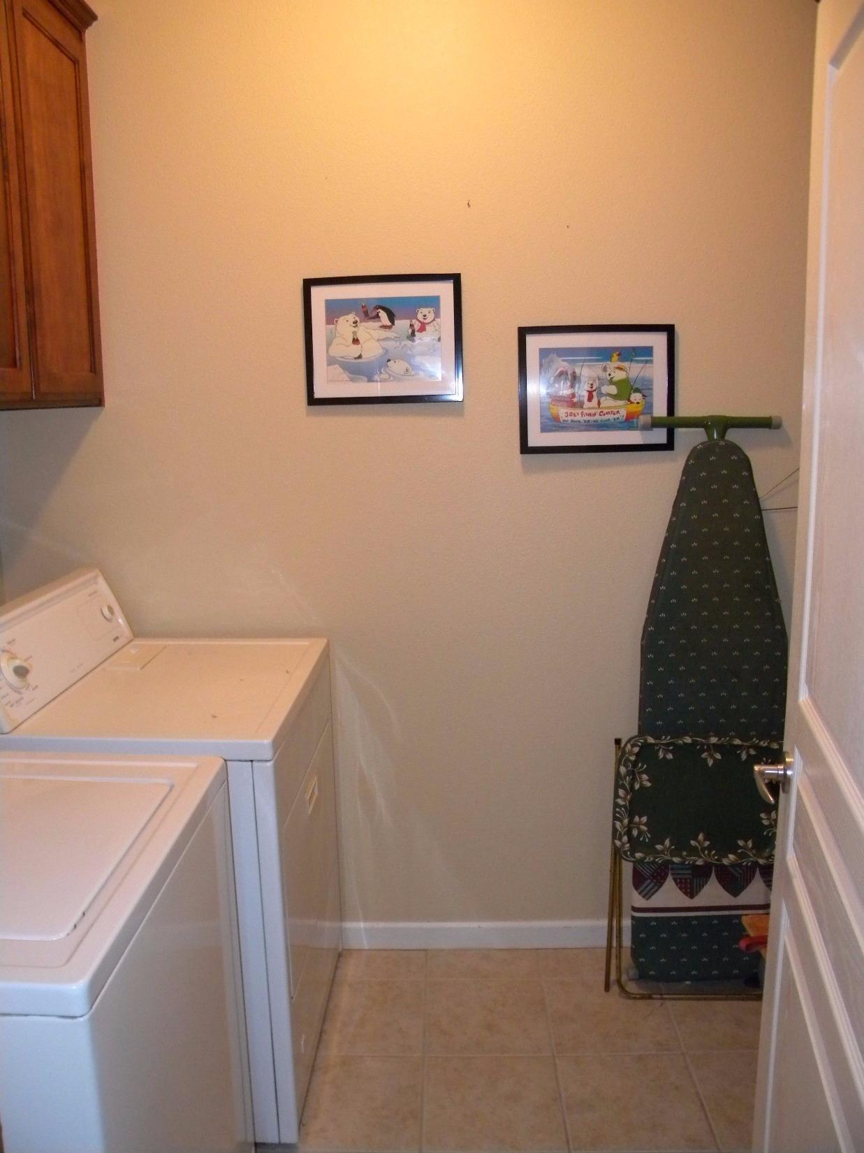 2285 East Duff Avenue Reedley, CA 93654 - Photo 9 of 28 Gallery Image 9