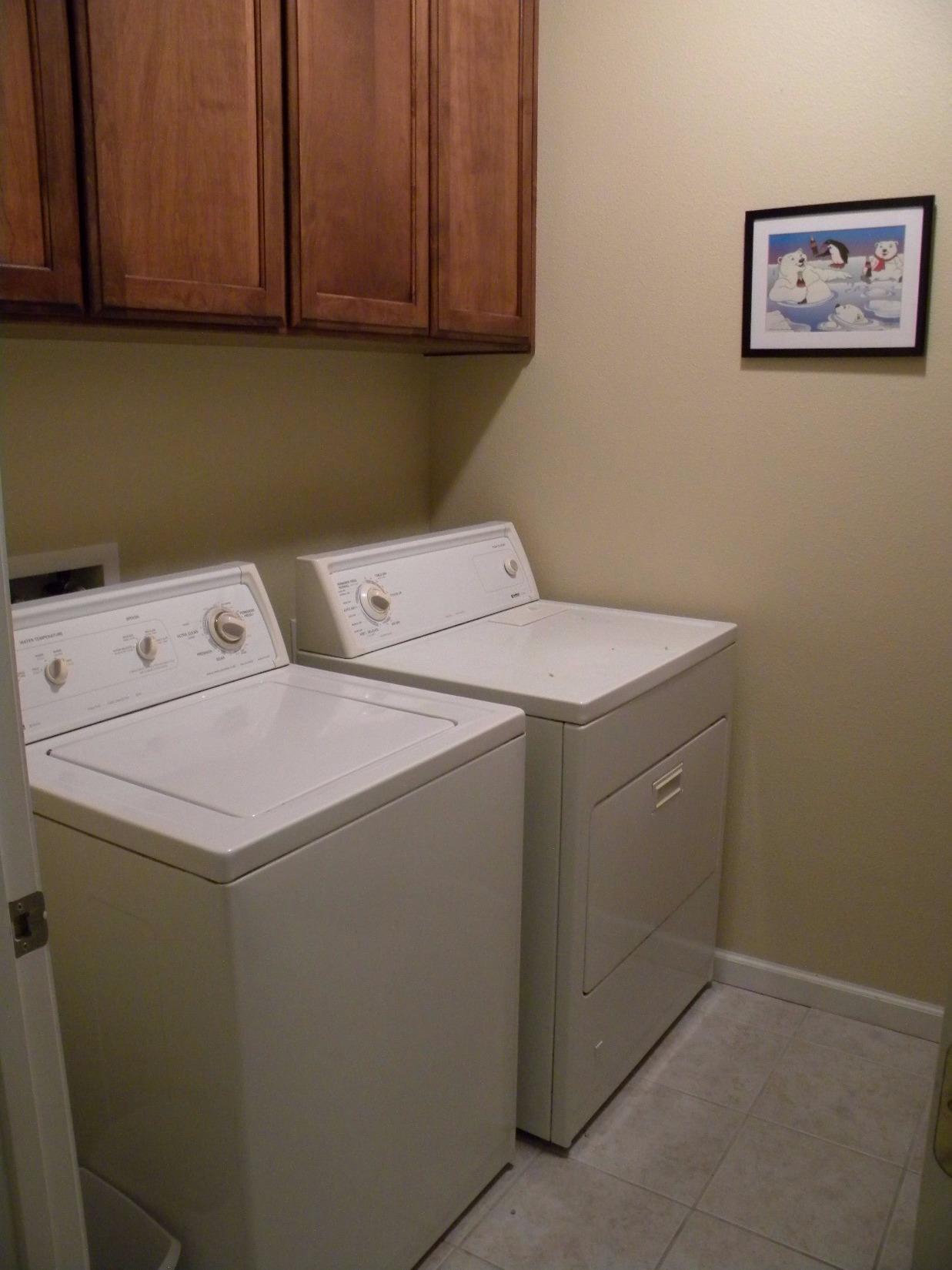 2285 East Duff Avenue Reedley, CA 93654 - Photo 10 of 28 Gallery Image 10