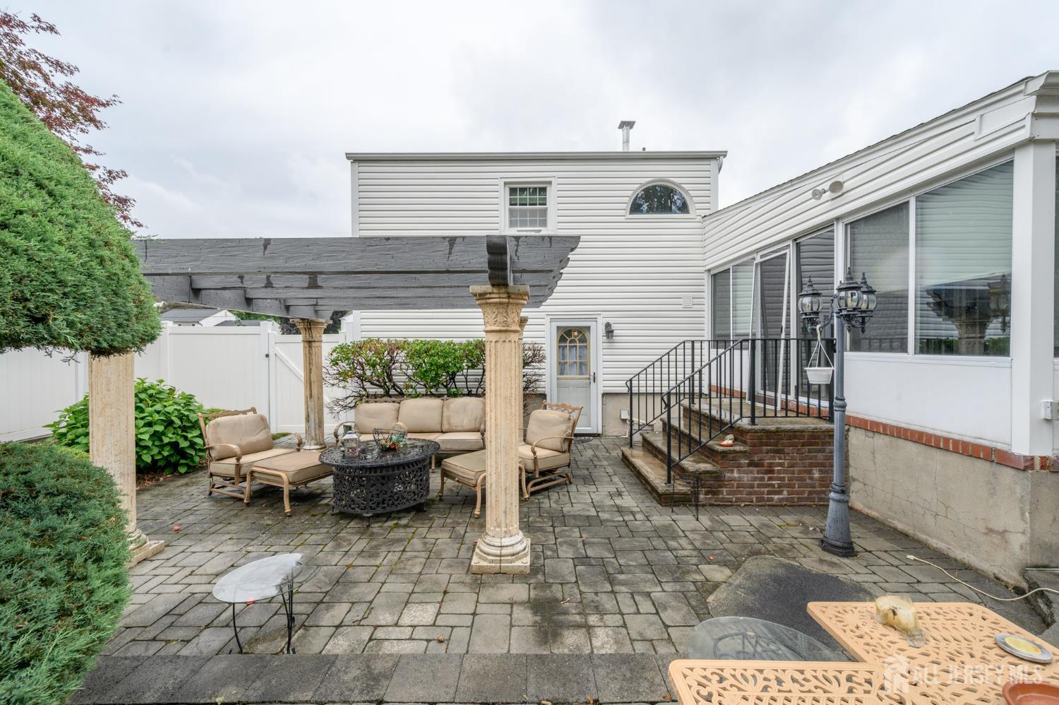 317 Libourel Road South Plainfield, NJ 07080 - Photo 29 of 40