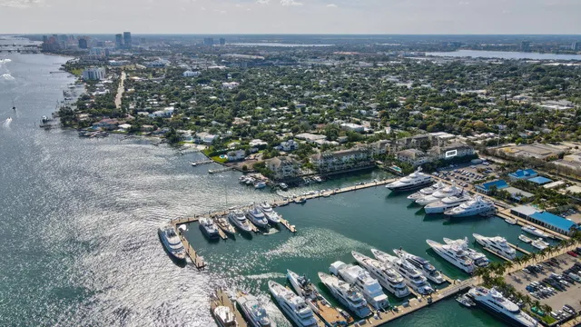 $6,500 | 3960 North Flagler Drive, Unit 402, West Palm Beach, FL 33407