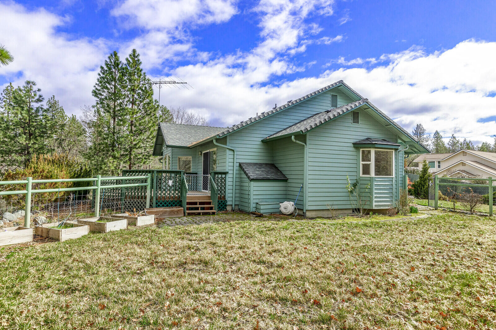 345 Stonebrook Way Merlin, OR 97532 - Photo 32 of 47 06_SW_6_mls