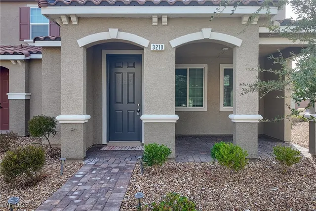 $1,995 | 3210 Brynley Avenue, Henderson, NV 89044
